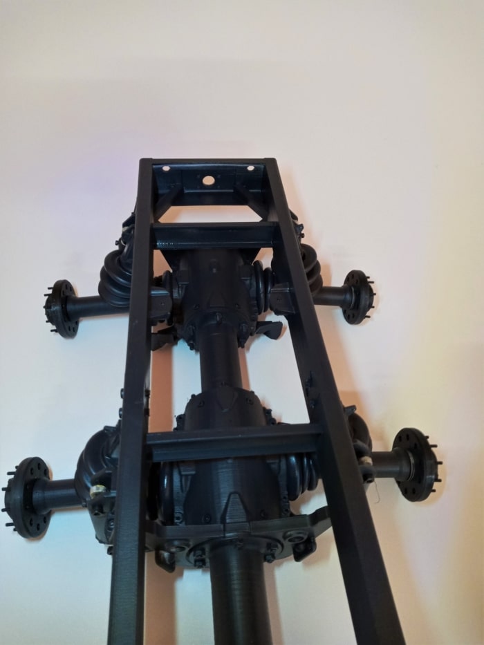T 8×8 – chassis