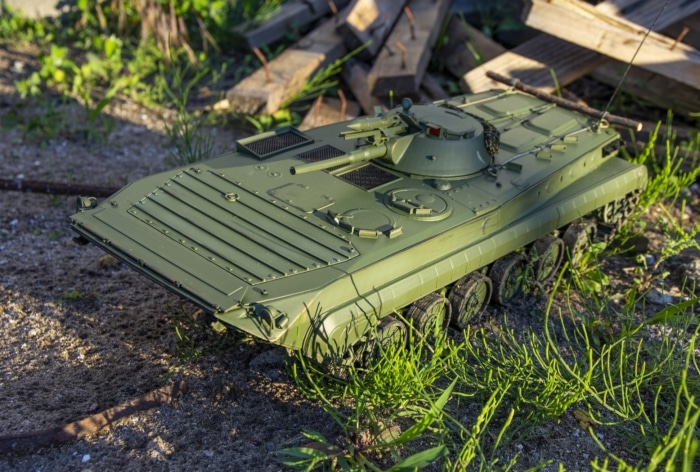 BMP 1  1/16 scale RC model